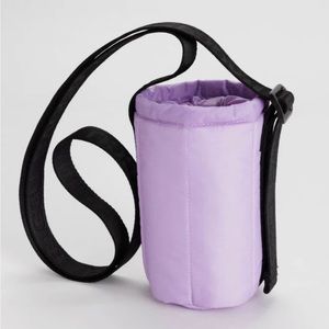 bnwt baggu puffy water bottle sling